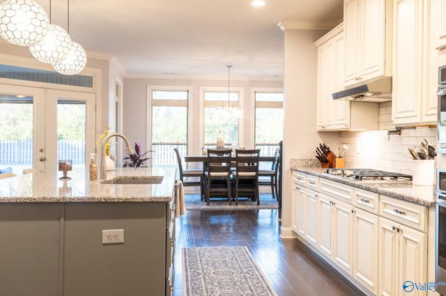 121 Phillipsridge Drive, Huntsville, AL 35811