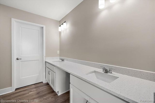 2550 Collegewood Street, Ypsilanti, MI 48197