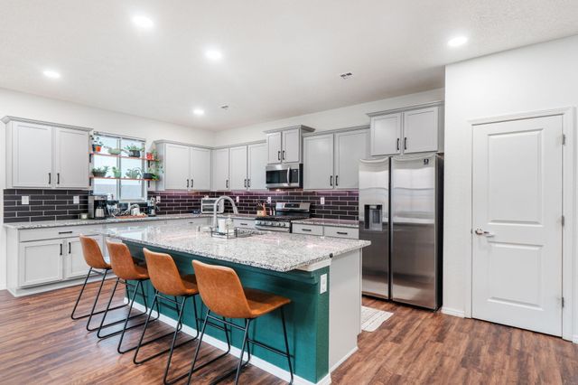 2024 Lobo Trot Court SE, Albuquerque, NM 87123