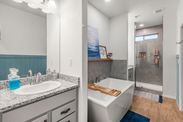 2024 Lobo Trot Court SE, Albuquerque, NM 87123