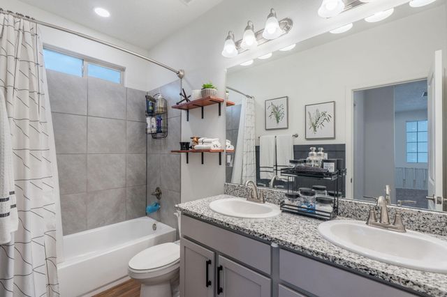 2024 Lobo Trot Court SE, Albuquerque, NM 87123