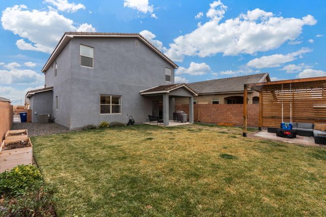 2024 Lobo Trot Court SE, Albuquerque, NM 87123