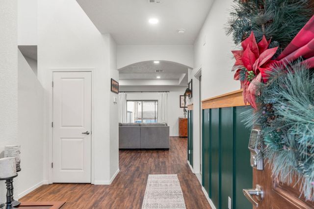 2024 Lobo Trot Court SE, Albuquerque, NM 87123