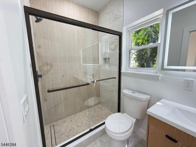93 Melville Pl, Irvington Twp., NJ 07111