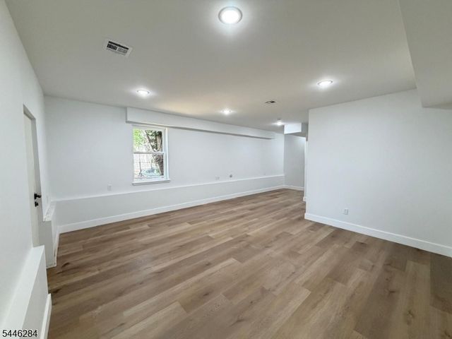 93 Melville Pl, Irvington Twp., NJ 07111
