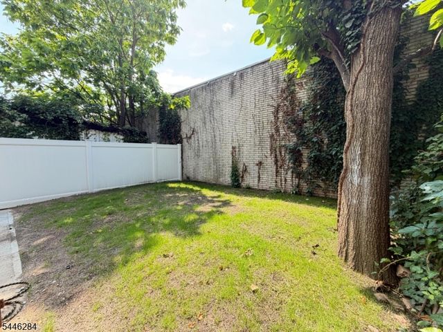 93 Melville Pl, Irvington Twp., NJ 07111