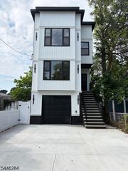 93 Melville Pl, Irvington Twp., NJ 07111