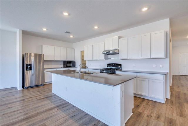 1937 Guntersville BND, Leander, TX 78641