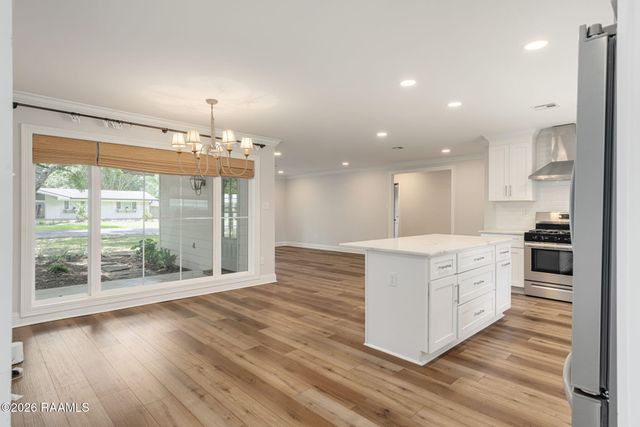 205 Live Oak Drive, Lafayette, LA 70503