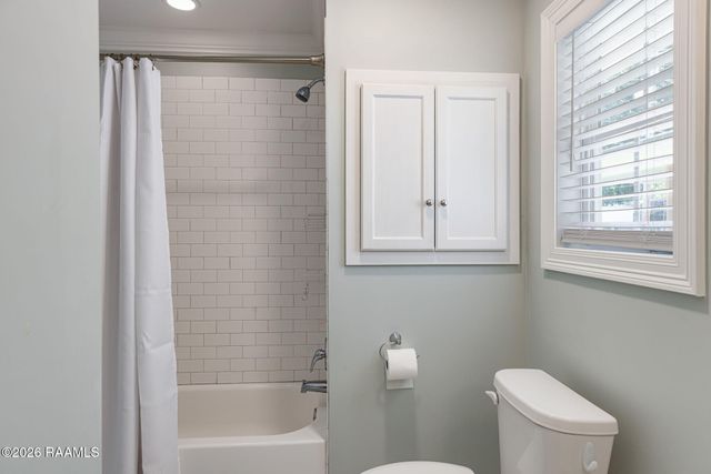 205 Live Oak Drive, Lafayette, LA 70503