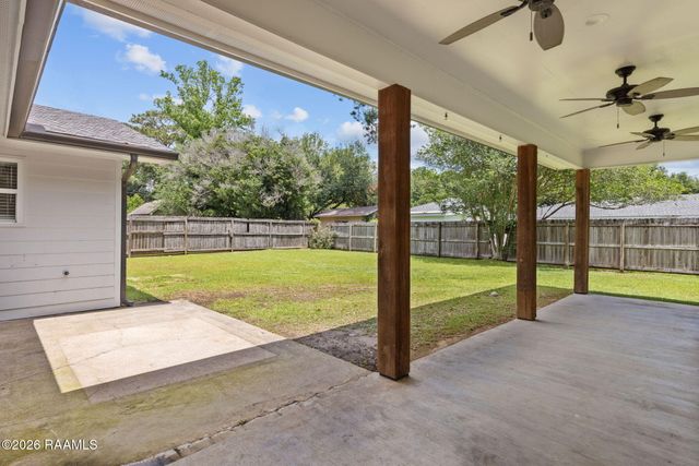 205 Live Oak Drive, Lafayette, LA 70503