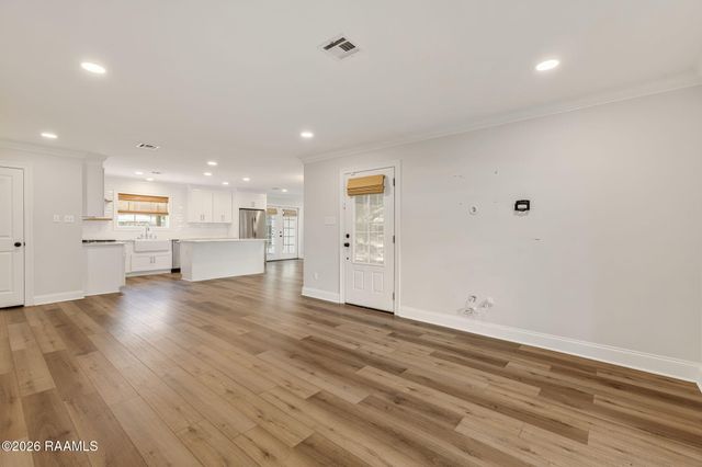 205 Live Oak Drive, Lafayette, LA 70503