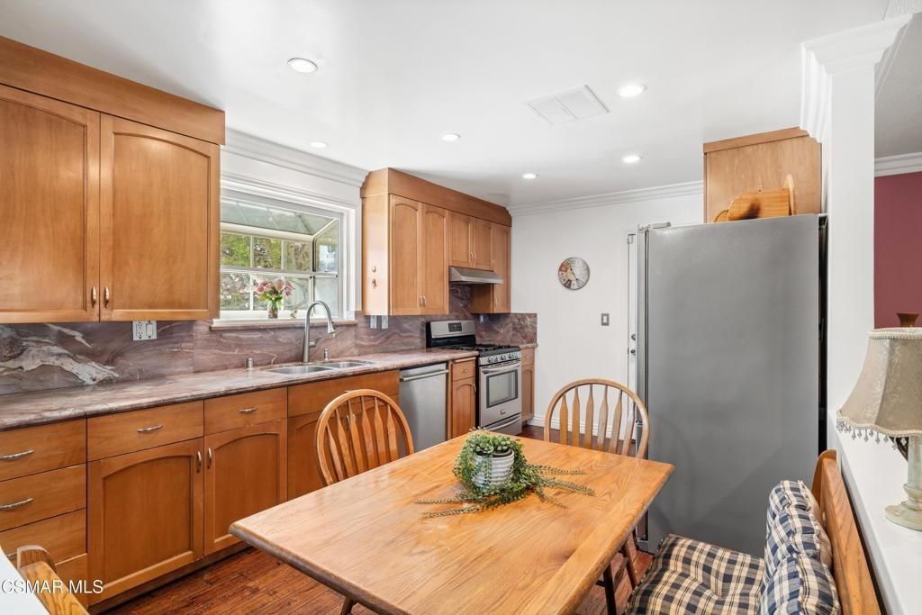 1207 Graham Street, Simi Valley, CA 93065 — photo 5
