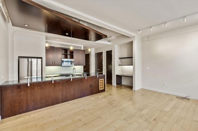 2600 W 7th Street 1611, Fort Worth, TX 76107