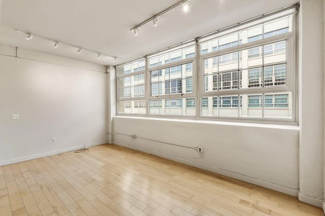 2600 W 7th Street 1611, Fort Worth, TX 76107