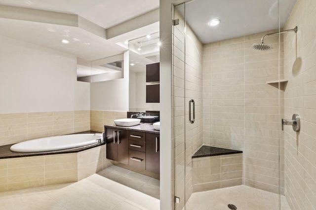 2600 W 7th Street 1611, Fort Worth, TX 76107