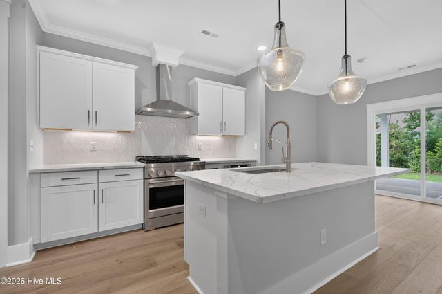 323 Grayhawk Circle, Wilmington, NC 28411