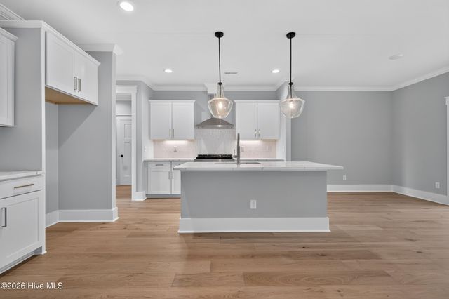 323 Grayhawk Circle, Wilmington, NC 28411