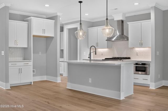 323 Grayhawk Circle, Wilmington, NC 28411
