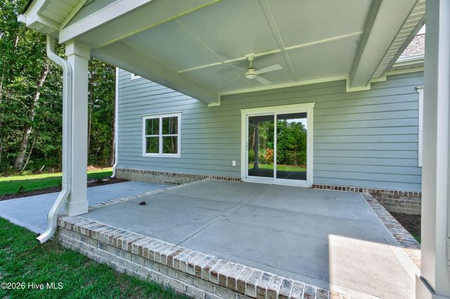 323 Grayhawk Circle, Wilmington, NC 28411