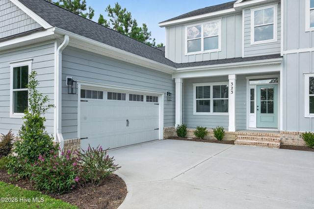 323 Grayhawk Circle, Wilmington, NC 28411