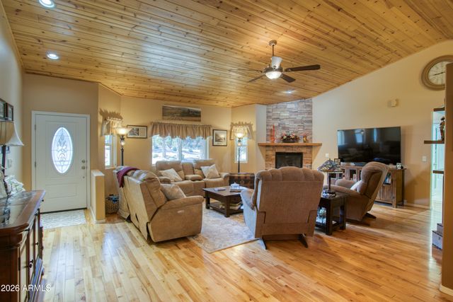 925 Wild Horse Road, Show Low, AZ 85901