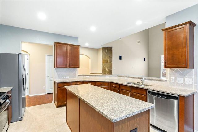 506 Bluehaw DR, Georgetown, TX 78628