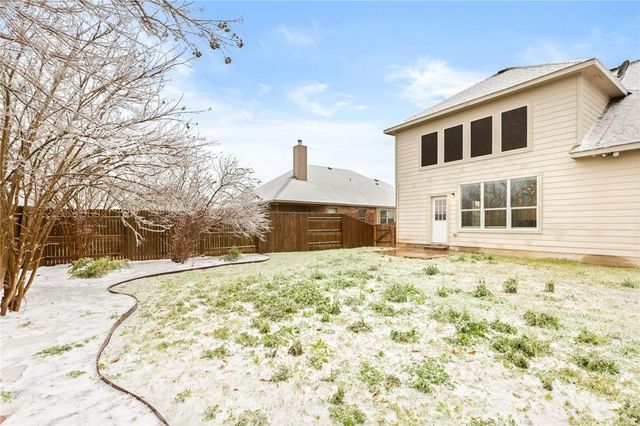 506 Bluehaw DR, Georgetown, TX 78628