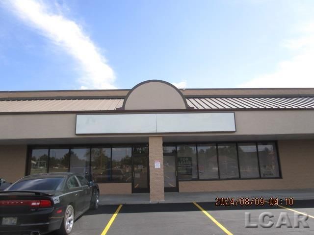 1114 S Winter Street, Adrian, MI 49221