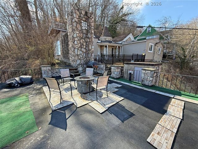 1201 MacCorkle Avenue Se, Charleston, WV 25304