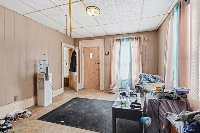 717 N Eaton Street, Albion City, MI 49224