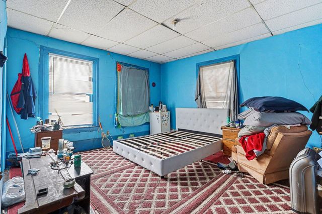 717 N Eaton Street, Albion City, MI 49224