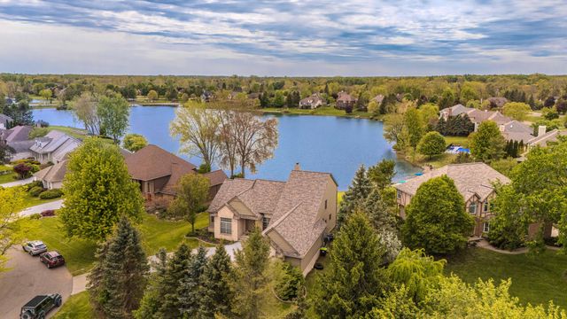 4324 Lohr Road, Ann Arbor, MI 48108
