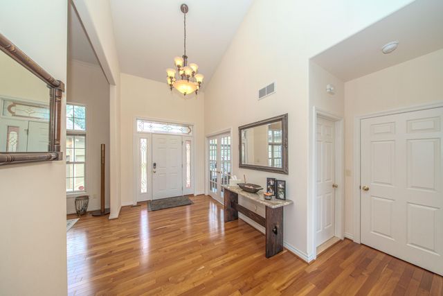 4324 Lohr Road, Ann Arbor, MI 48108