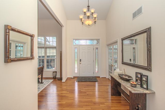 4324 Lohr Road, Ann Arbor, MI 48108