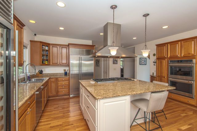 4324 Lohr Road, Ann Arbor, MI 48108