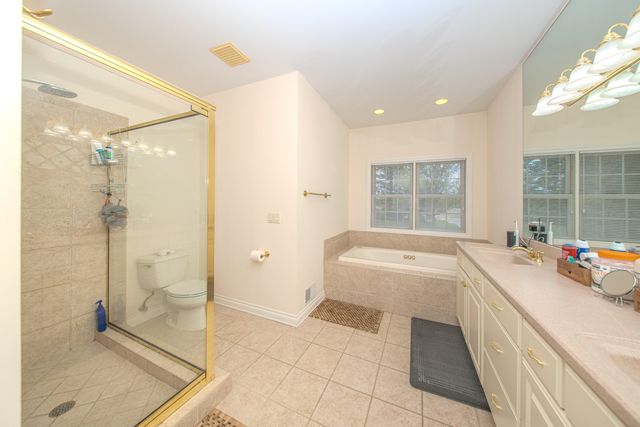 4324 Lohr Road, Ann Arbor, MI 48108