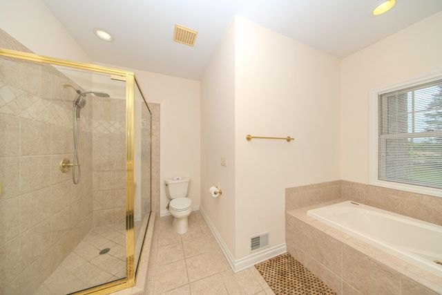 4324 Lohr Road, Ann Arbor, MI 48108