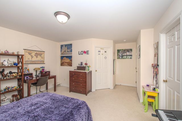 4324 Lohr Road, Ann Arbor, MI 48108