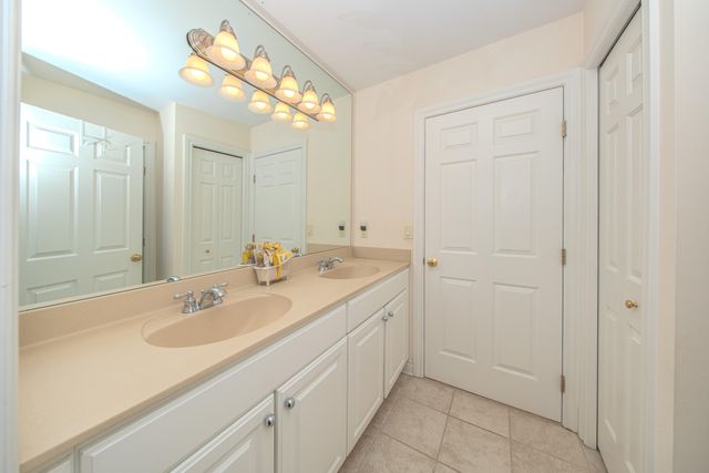 4324 Lohr Road, Ann Arbor, MI 48108