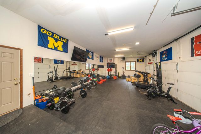 4324 Lohr Road, Ann Arbor, MI 48108