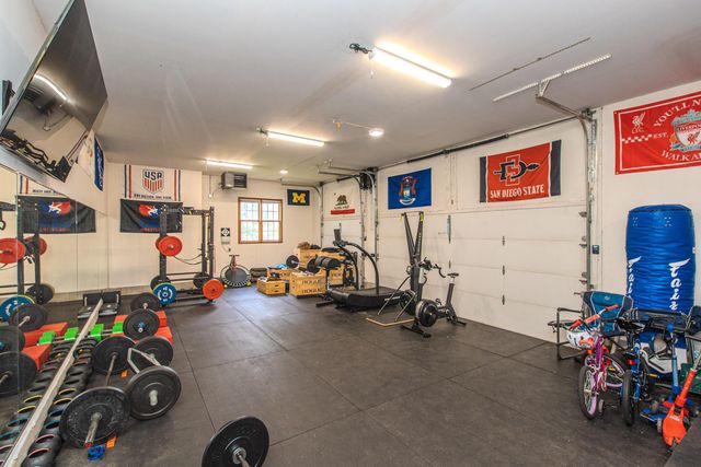 4324 Lohr Road, Ann Arbor, MI 48108