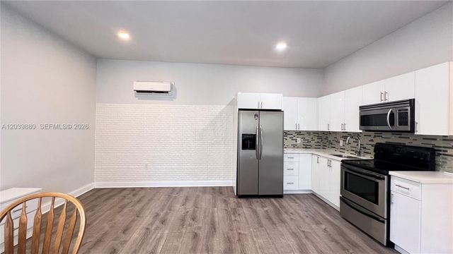 10911 SW 242nd Street B, Homestead, FL 33032