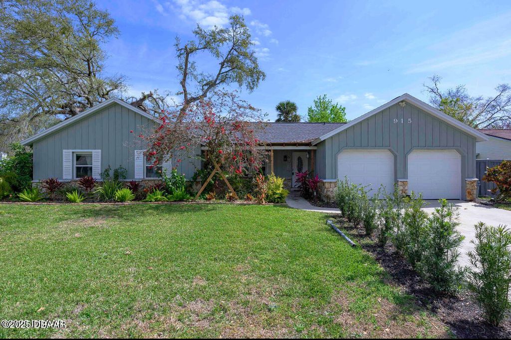 915 Sandle Wood Drive, Port Orange, FL 32127