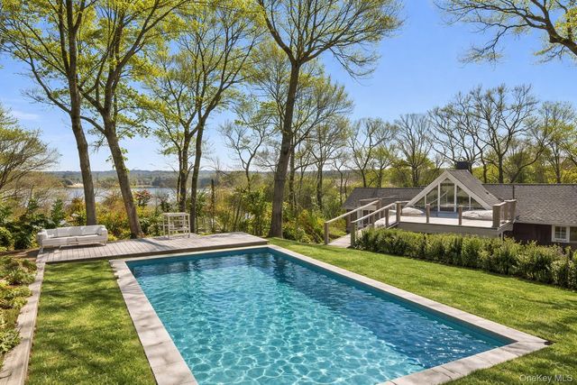 33 Peters Path, East Hampton, NY 11937
