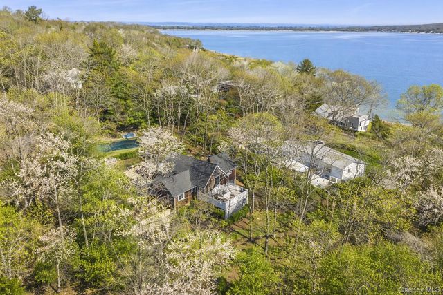 33 Peters Path, East Hampton, NY 11937