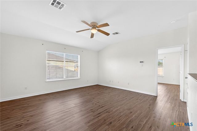 6204 Taree Loop, Killeen, TX 76549