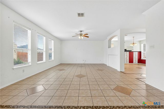 6204 Taree Loop, Killeen, TX 76549