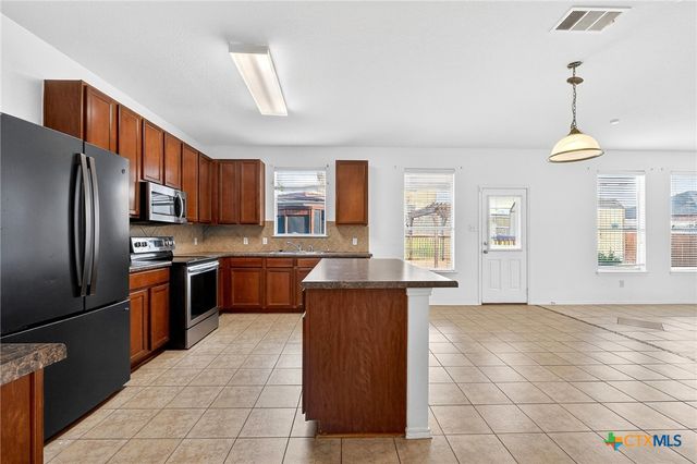 6204 Taree Loop, Killeen, TX 76549