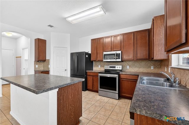 6204 Taree Loop, Killeen, TX 76549